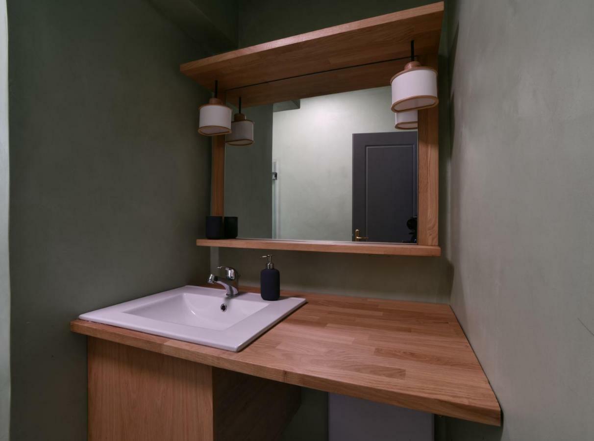 Soho By Olala Homes Apartment