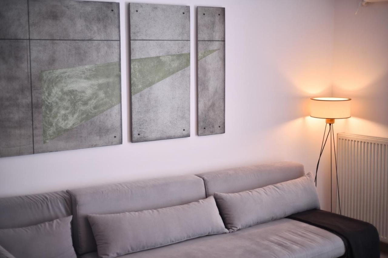 Soho By Olala Homes Apartment